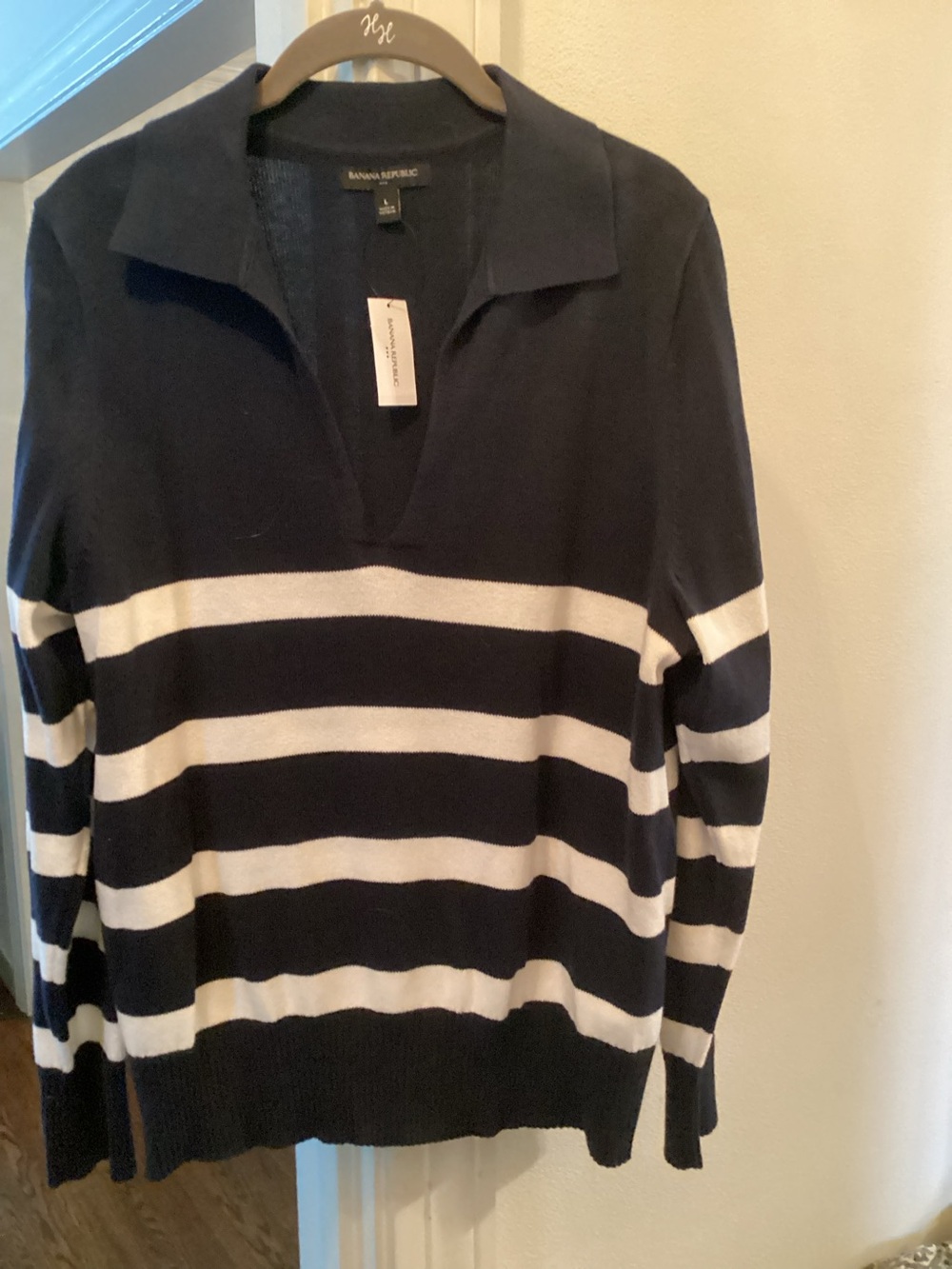Banana Republic Navy Ivory Sweater (L)